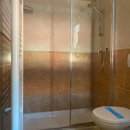 Virginia מלון מרינה די מסה