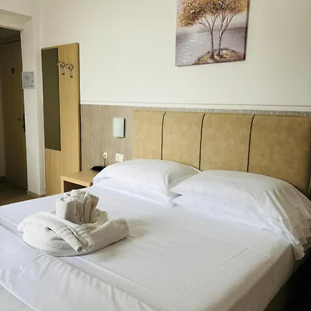 Hotel Virginia 3*