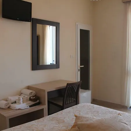 Virginia Hotel Marina di Massa